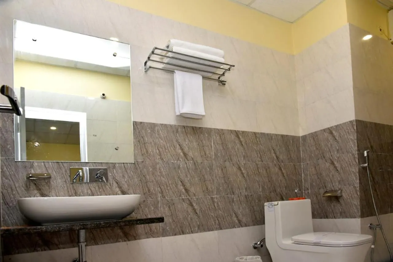 Hotel Tridev Grand Benares 3*,