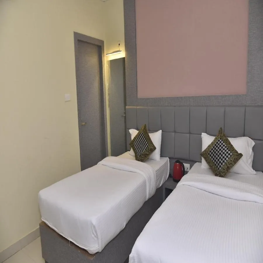 Hotel Tridev Grand Benares